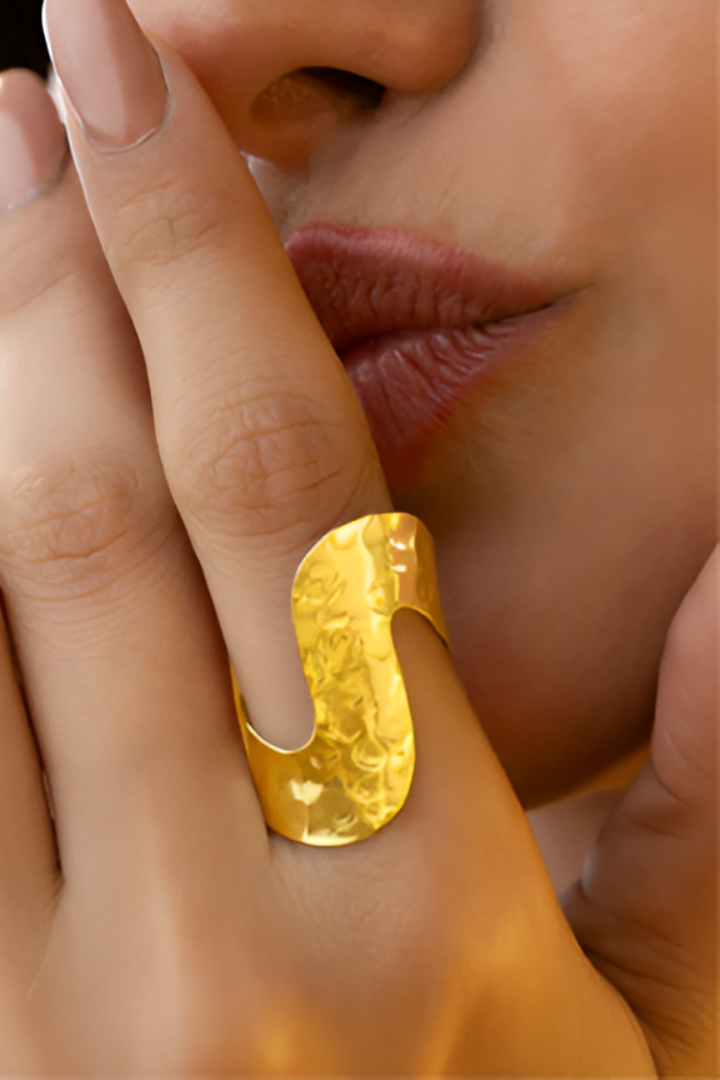 Molten Aura Statement Ring